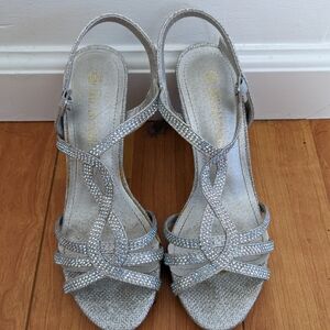 Dream Pairs Open Toe Pumps